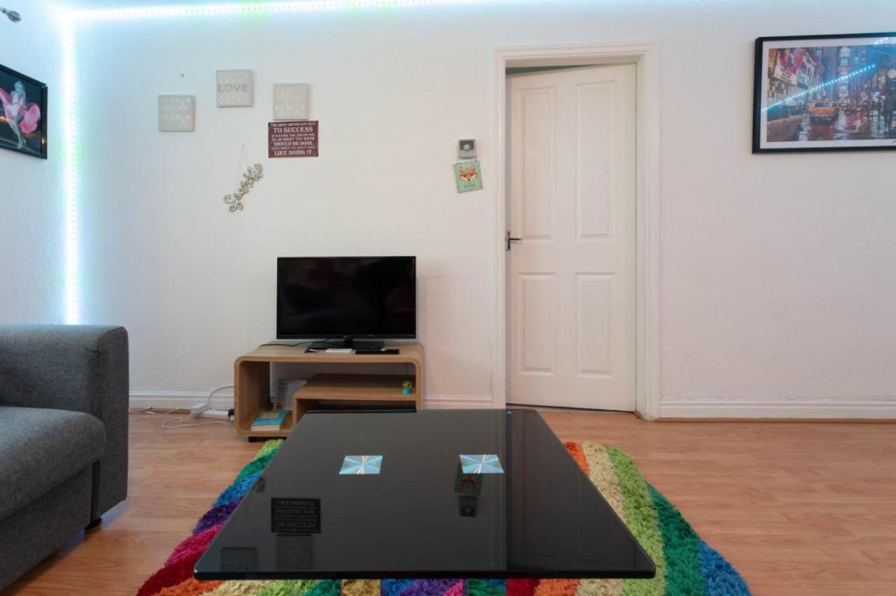Hanifa Place Leeds  Exterior foto